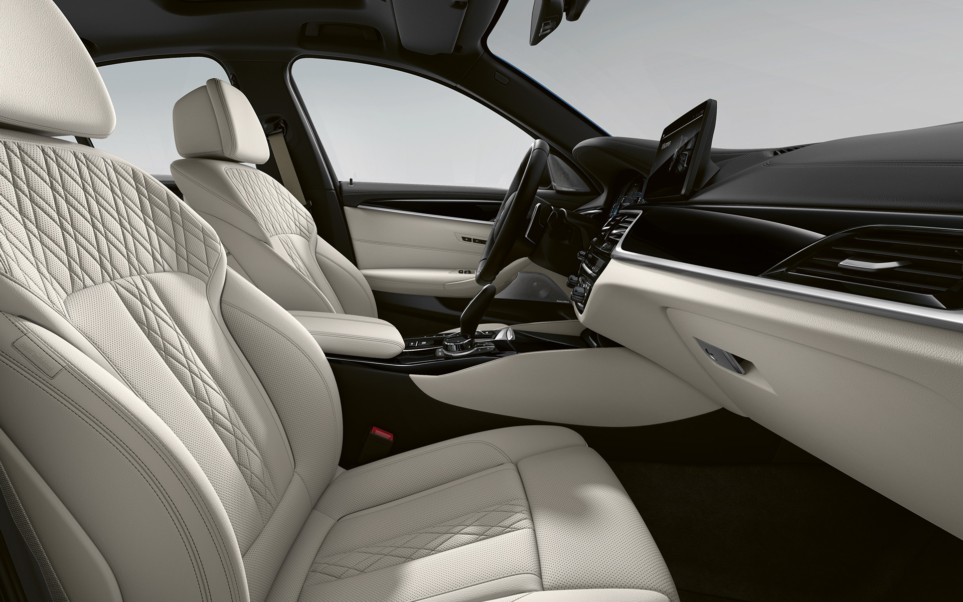 BMW Série 5 Berlina, G30, atualização, 2020, interior, em pele integral Merino BMW Individual – branco Smoke BMW Série 5 Berlina, G30, atualização, 2020, interior, em pele integral Merino BMW Individual – branco Smoke