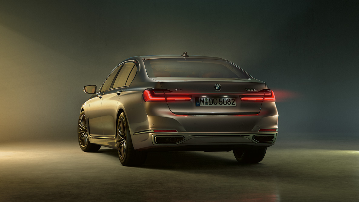 Conceito de luzes do BMW Série 7 Berlina Conceito de luzes: perspetiva traseira do BMW Série 7 Berlina
