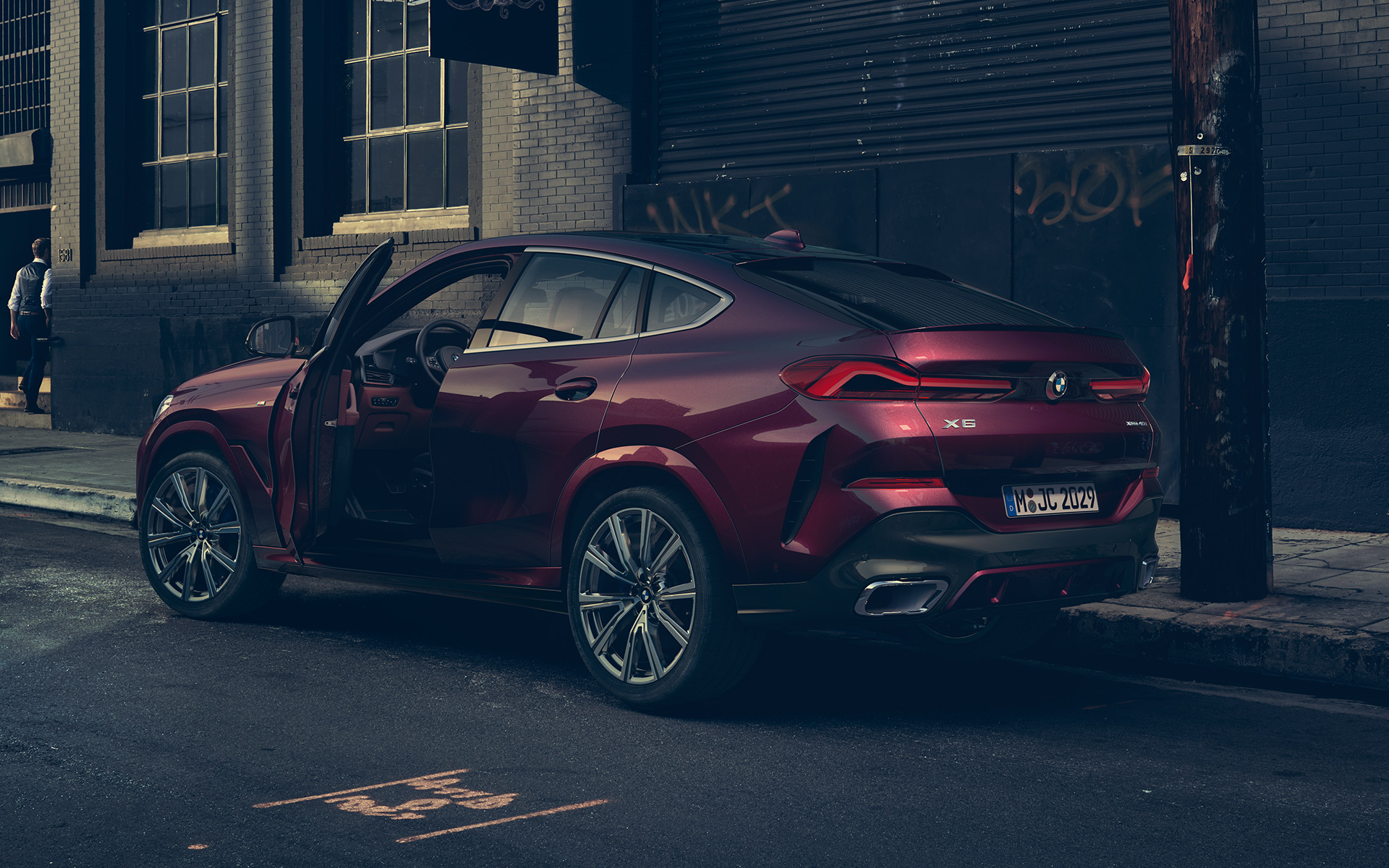 Perspetiva traseira a três quartos, BMW X6 Individual, G06, 2019 BMW X6 Individual, G06, 2019, pintura Ametrine metalizada, perspetiva traseira a três quartos